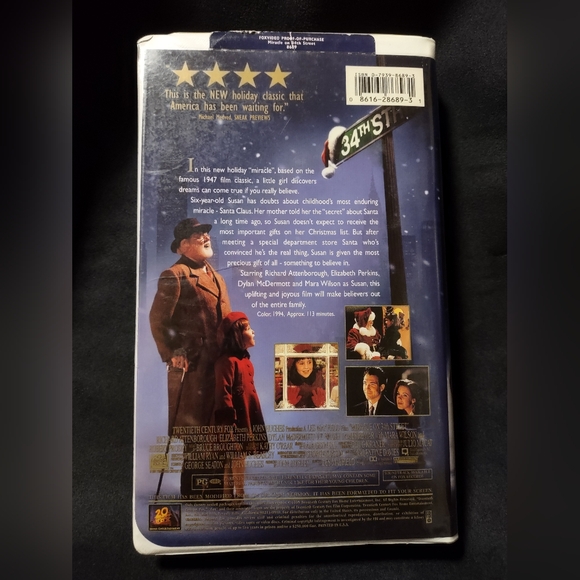 MIRACLE ON 34TH STREET - VHS 1994 - RATED PG - Picture 3 of 7